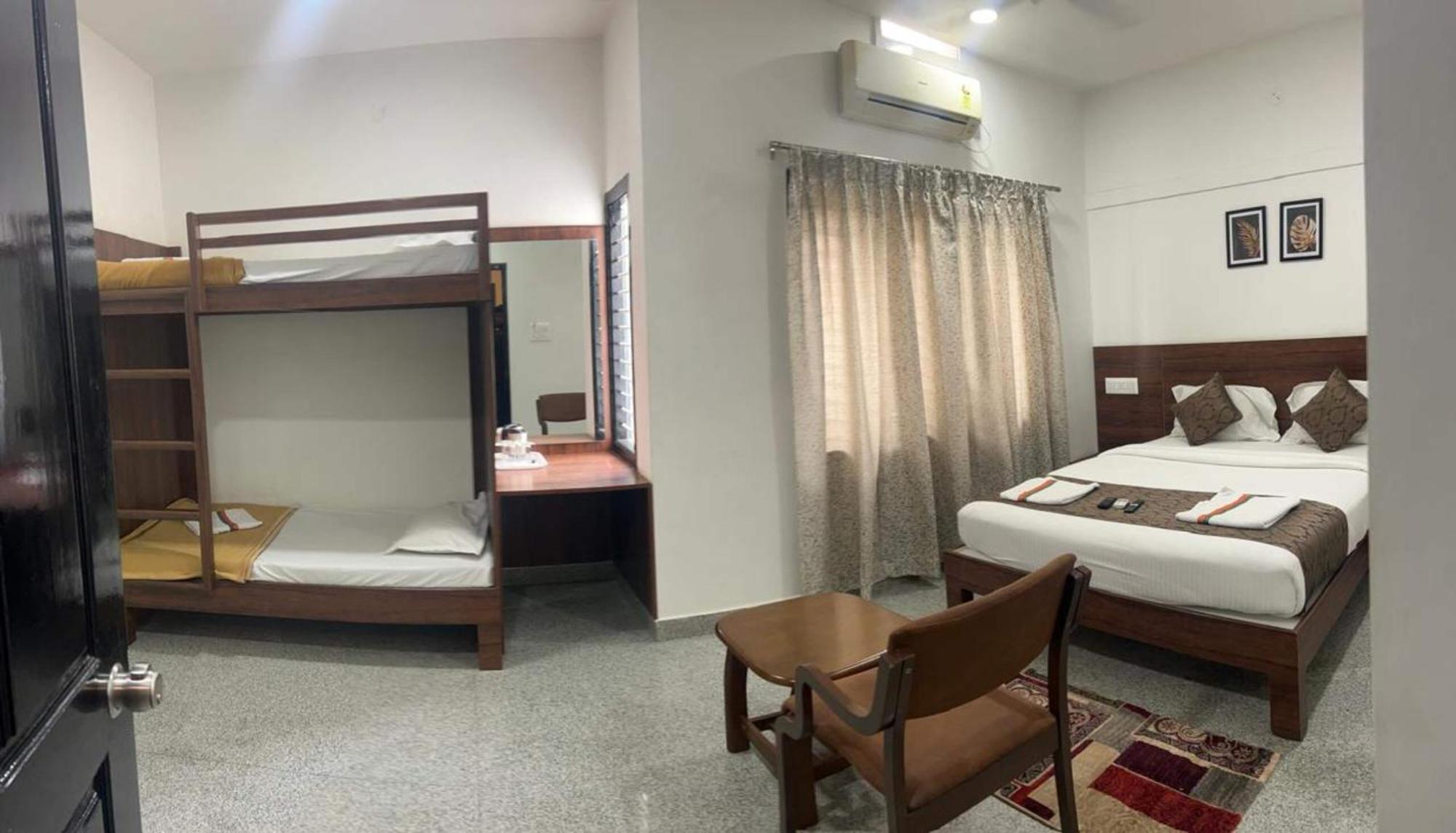Hotel Queens Comfort Mysore Exterior photo