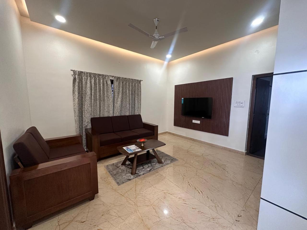 Hotel Queens Comfort Mysore Exterior photo
